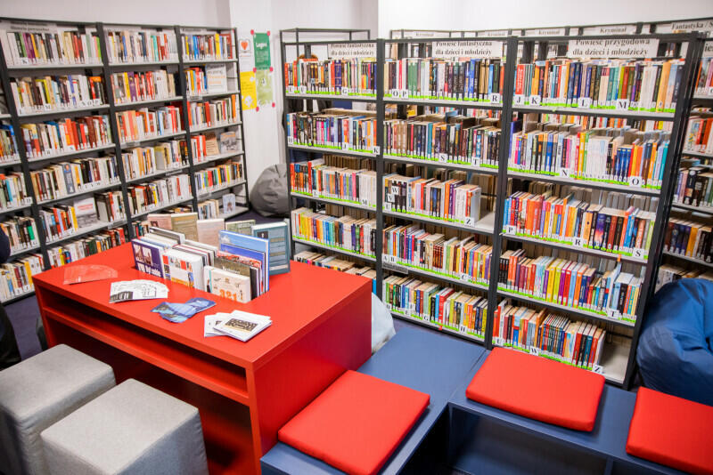 356 tytułów przeanalizował biblioteczny system Patron i wyłonił najbardziej poczytne pozycje dotyczące Pomorza, znajdujące się w zbiorach Wojewódzkiej i Miejskiej Biblioteki Publicznej w Gdańsku. Nz. Biblioteka Lawendowa - nowa filia uruchomiona na początku 2020 roku