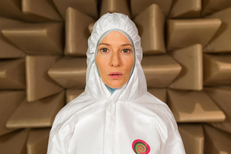 W filmie „Manifesto” nagrodzona Oscarem Cate Blanchett („Carol”, „Blue Jasmine”) wciela się w 13 różnych postaci, aby zderzyć najbardziej radykalne idee XX wieku z otaczającą nas rzeczywistością