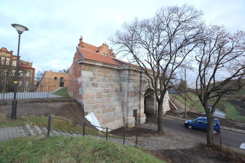 Brama Nizinna w Gdańsku