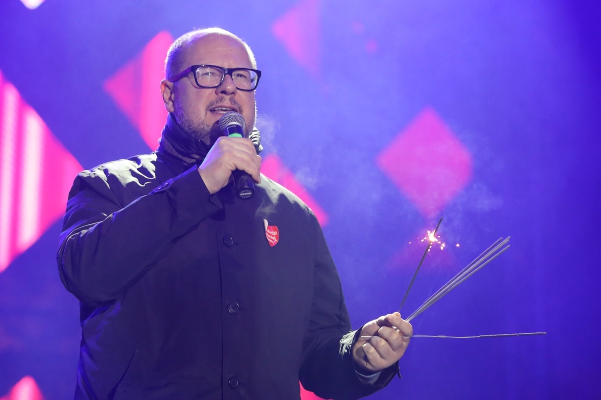 “Gdańsk is generous, Gdańsk shares, Gdańsk wants to be a city of solidarity,” said Mayor Paweł Adamowicz during the Great Orchestra of Christmas Charity’s Light up to Heaven event that ended so tragically. 